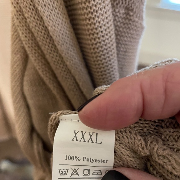 Cardigan - Picture 4 of 4